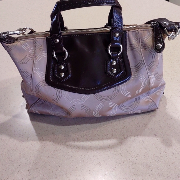 Coach Ashley Signature Satchel in Tan and Brown With Detachable Shoulder Strap - Picture 3 of 16